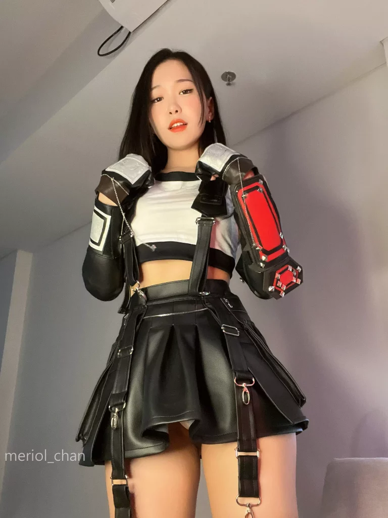 Coser Meriol Chan Tifa Cosplay 56